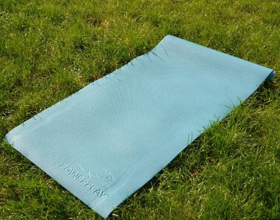 Килимок для йоги та фітнесу PowerPlay 4010 PVC Yoga Mat Зелений (173x61x0.6) (PP_4010_Green_(173*0,6)) | Зображення 2