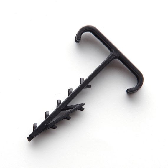 Дюбель-ёлочка двойная (12х5) для плоских проводов черный (пач 100шт) APRO