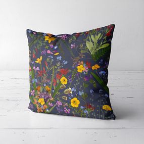 Подушка декоративная Soft Яркие полевые цветы на черном фоне 45х45 см (45PST_FLORA007)