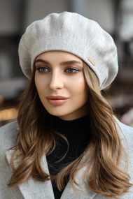 Берет с цельной подкладкой из флиса «Карнелия» светлый кофе