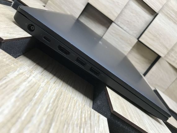 Ноутбук Б-класс Dell Latitude 7480 / 14" (1920x1080) IPS / Intel Core i7-7600U (2 (4) ядра по 2.8 - 3.9 GHz) / 8 GB DDR4 / 240 GB SSD M.2 / Intel HD Graphics 620 / WebCam б/у | Зображення 4