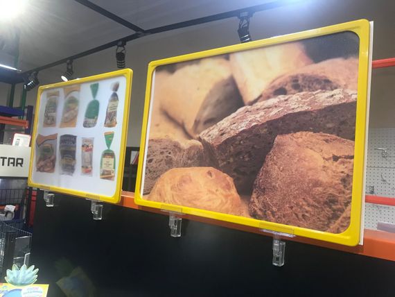 Пластикова рамка з магнітними Г-подібними тримачами за вибором, Красный, А3