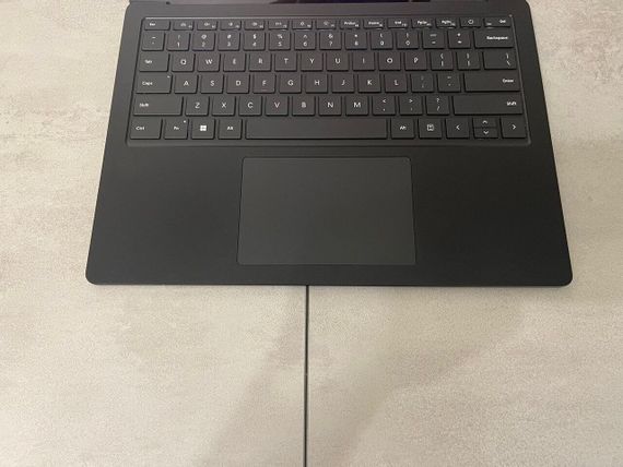 Ультрабук Microsoft Surface Laptop 5 1951 / 13.5" (2256x1504) IPS Touch / Intel Core i5-1245U (10 (12) ядер по 3.3 - 4.4 GHz) / 16 GB DDR5 / 512 GB SSD M.2 / Intel Iris Xe Graphics / WebCam б/в + Подарунок Дротова миша / USB | Зображення 2