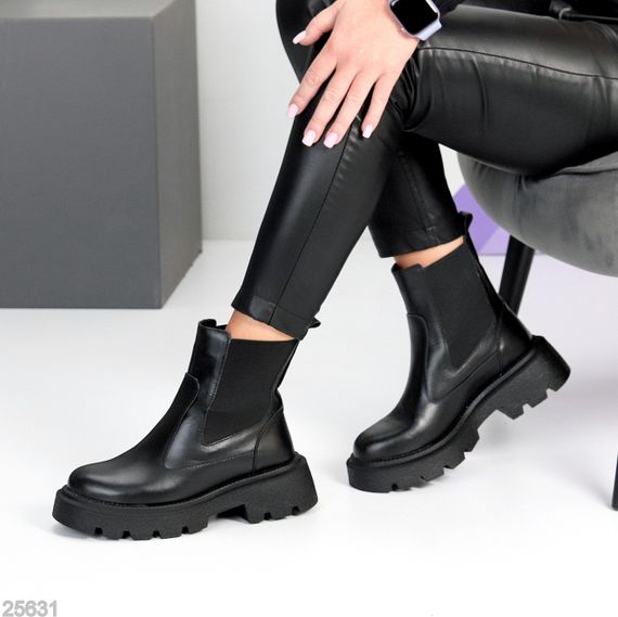 Зручні базові чорні зимові черевики челсі з еластичною вставкою | Зображення 5