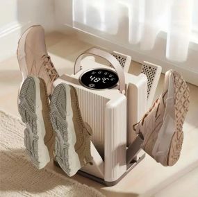 Сушарка для взуття, електросушарка на 3 пари з таймером від 30 до 120 хвилин швидкого сушіння черевиків з ультрафіолетом, вертикальна з антибактеріальним ефектом