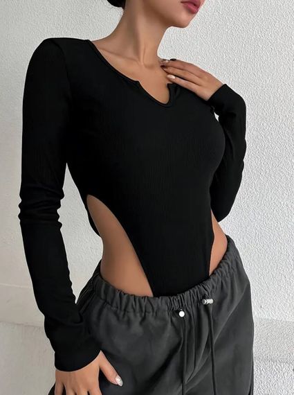 Жіноче боді з високим вирізами з боків мікродайвінг колір чорний, розмір 42/46 TS158