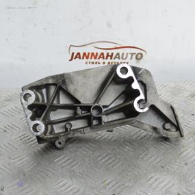 Кронштейн двигуна 1.4 1.6 16V Volkswagen Golf IV Polo опора подушки Фольксваген Гольф 4 036199275F