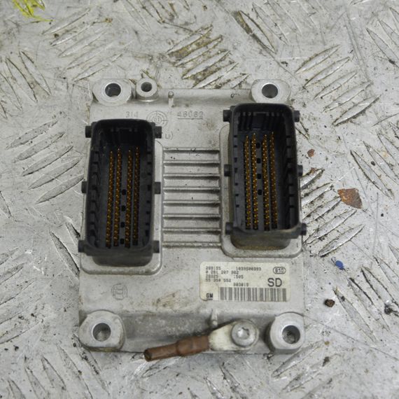 Блок керування двигуном 1.2 16V Opel Corsa C 2000-2006 Комп'ютер ЕБУ мотора Опель Корса Ц 55350552
