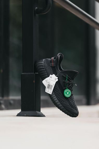 Кросівки Yeezy Boost 350 v2 Black (Шнурки рефлектив) , В'єтнам 0001 | Зображення 7