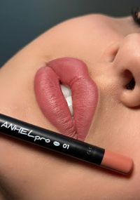 Водостійкий олівець для губ механічний ANHELpro Matte 01