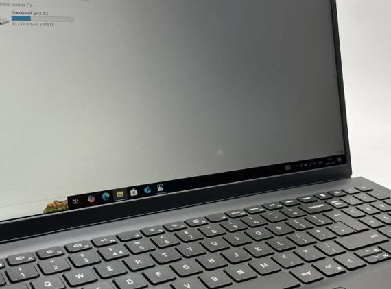 Ультрабук Б-клас Dell Vostro 3515 / 15.6" (1920x1080) IPS / AMD Ryzen 3 3250U (2 (4) ядра по 2.6 - 3.5 GHz) / 8 GB DDR4 / 256 GB SSD / AMD Radeon RX Vega 3 Graphics / WebCam / Win 10 Pro б/в | Зображення 6