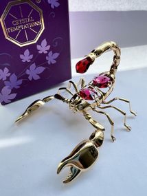 Фігурка зі стразами Скорпіон 7х7х8 см