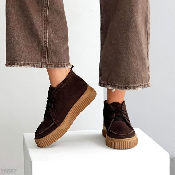 Замшевые ботинки дезерты в стиле casual на утолщенной подошве цвет Шоколад | Зображення 8