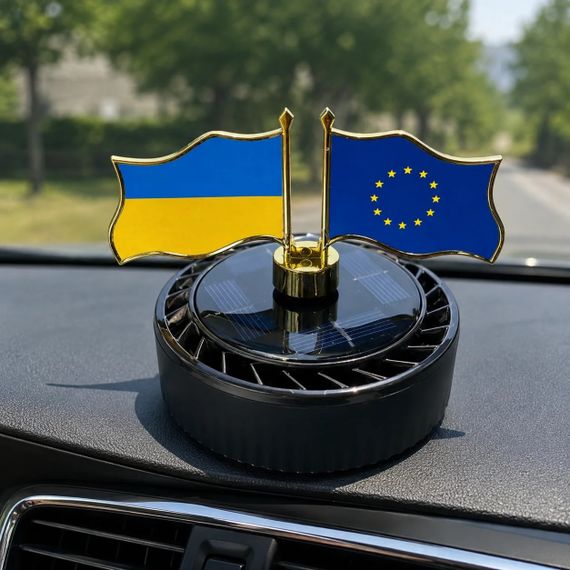 Автомобільний ароматизатор-дифузор “Прапори” на сонячній батареї • Освіжувач повітря в машину з декоративними прапорами України та ЄС для панелі авто | Зображення 3