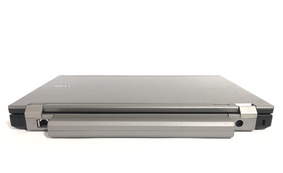 Ноутбук Dell Latitude E4310 / 13.3" (1366x768) TN / Intel Core i5-520M (2 (4) ядра по 2.4 - 2.93 GHz) / 8 GB DDR3 / 320 GB HDD / Intel HD Graphics / DVD-ROM б/в | Зображення 2