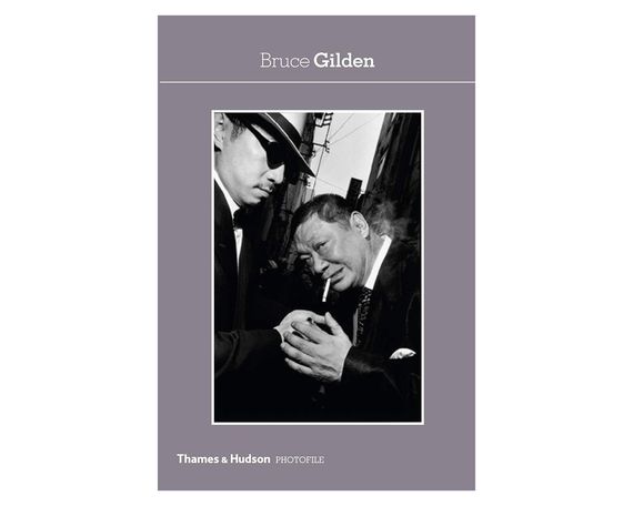 Книга Bruce Gilden: Photofile.