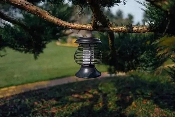 Світильник садовий антимоскітний Bug Zapper • Вуличний LED світильник-пастка від комарів і літаючих комах для саду, дачі, тераси та альтанки | Зображення 3