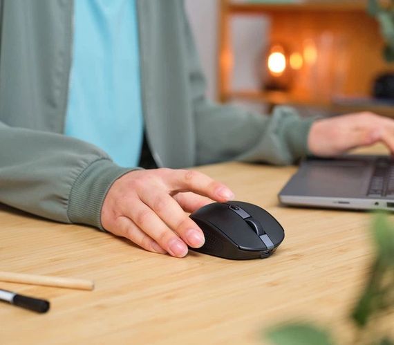 Миша бездротова комп'ютерна Trust Ozaa Compact Multi-Device Wireless Black 24819_TRUST чорна | Зображення 2