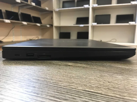 Ноутбук Dell Precision 3520 15.6''FHD,IPS/i7-7820HQ/16Gb/Quadro M620 | Зображення 3
