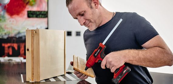 Пистолет клеевой Einhell TE-CG 18 Li-Solo, PXC, аккум., 0.31кг, (без АКБ и ЗУ) (4522200) | Зображення 3