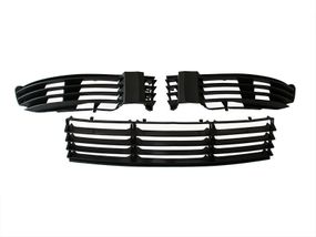 Volkswagen Passat B5 рестайлинг (00-05) заглушки в бампер без отверстий для галогенов, Фольцваген Пассат Б5