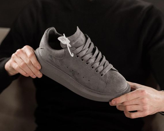 Кросівки замшеві Alexander McQueen Dark Grey / Маквіни замшеві темо сірі з сірою підошвою | Зображення 9