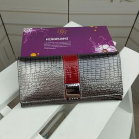 Гаманець жіночий натуральна шкіра лак Бронза