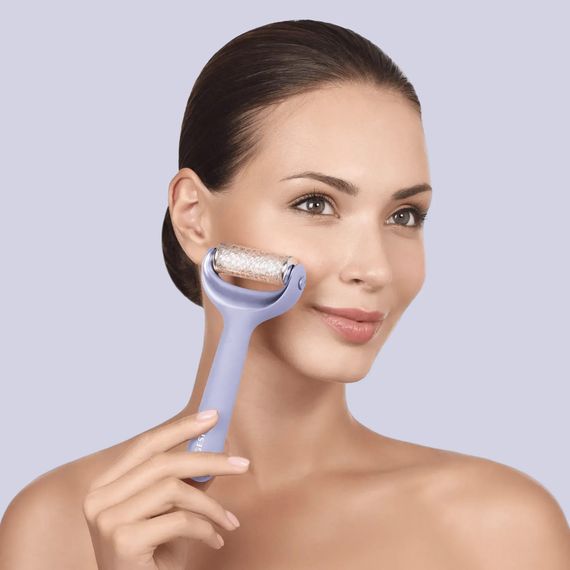Електронний ролер для обличчя та тіла з мікроголками GESKE MicroNeedle Face&Body Roller 8в1 gray, Фіолетовий | Зображення 3
