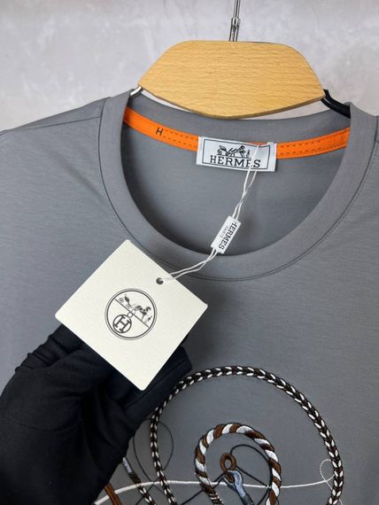 Футболка Hermes сіра з вишивкою f706 | Зображення 1