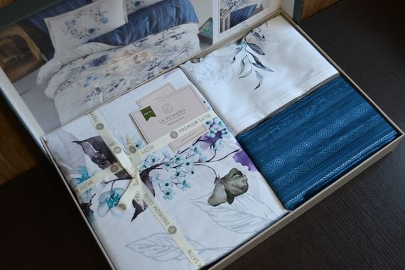 Постельное белье La Romano Premium Satin 200×220 Floral Blue | Зображення 4