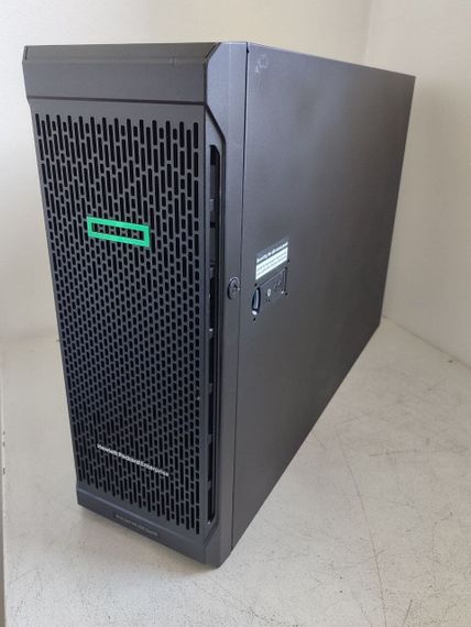 Сервер HP ProLiant ML350 Gen 10 Tower / 2x Intel Xeon Gold 6152 (22 (44) ядра по 2.1 - 3.7 GHz) / 128 GB DDR4 / 2x 800 GB SSD (SAS) / Raid P408 / 2x 800W б/у | Зображення 1