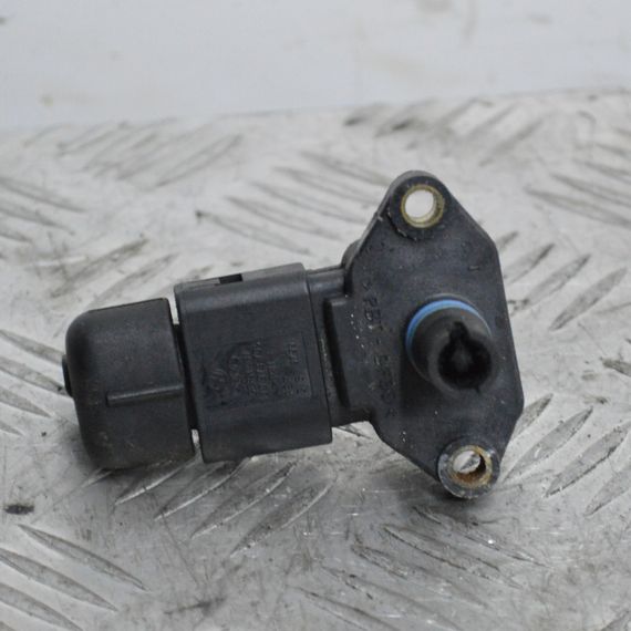 Датчик тиску в впускному колекторі Skoda Fabia Felicia Octavia Шкода Фабія Феліція Октавія 036906051 | Зображення 1