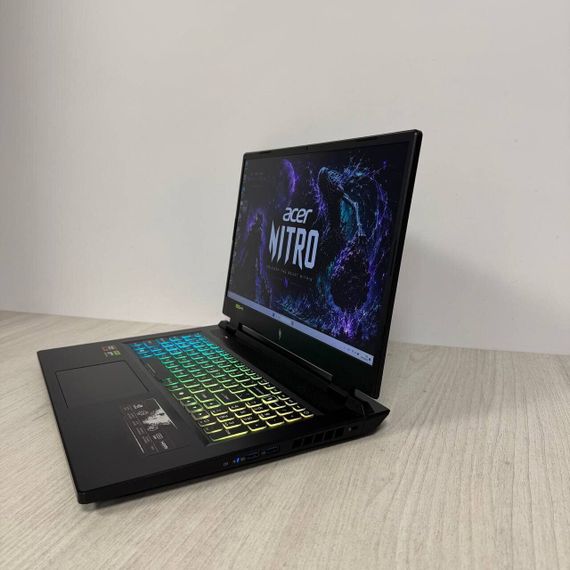Игровой ноутбук Б-класс Acer Nitro 17 AN17-42 / 17.3" (1920x1200) IPS / AMD Ryzen 7 8845HS (8 (16) ядер по 3.8 - 5.1 GHz) / 16 GB DDR5 / 1000 GB SSD / nVidia GeForce RTX 4060, 8 GB GDDR6, 128-bit / WebCam б/у | Зображення 6
