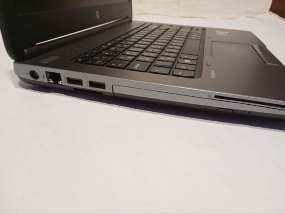 Ноутбук Б-класс HP ProBook 640 G1 / 14" (1366x768) TN / Intel Core i5-4200M (2 (4) ядра по 2.5 - 3.1 GHz) / 8 GB DDR3 / 240 GB SSD / Intel HD Graphics 4600 / DVD-RW б/в | Зображення 3