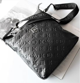 Чоловіча шкіряна сумка-месенджер Louis Vuitton чорна