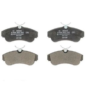 Гальмівні колодки Bosch дискові передні NISSAN Primera/Almera -06 0986461147