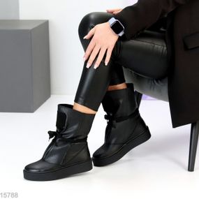 Дизайнерські зимові чорні високі черевики натуральна шкіра флотар 39