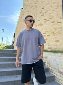 Мужская летняя футболка в стиле оверсайз DE9578 цвет серый, размер М