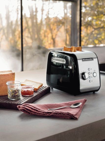 Тостер KitchenAid Artisan 5KMT221EOB 1100 Вт чорний | Зображення 8