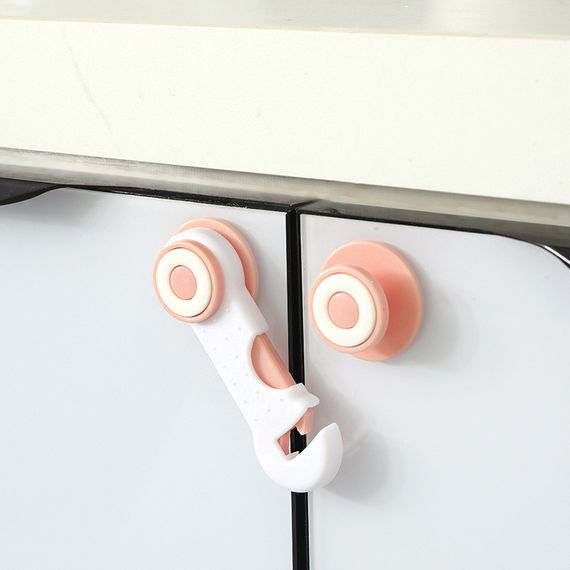 Захисні замки блокіратори на меблі від дітей набір 2 шт Пластик 9.6х3.6 см Персиковий