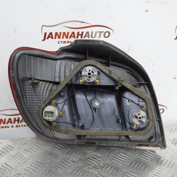 Ліхтар задній правий Toyota Yaris P10 1995-2005 хетчбек Фара стоп задня права Тойота Яріс | Зображення 2