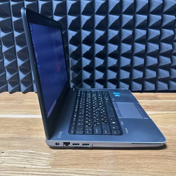 Ноутбук HP ProBook 640 G1 / 14" (1366x768) TN / Intel Core i5-4210M (2 (4) ядра по 2.6 - 3.2 GHz) / 8 GB DDR3 / 128 GB SSD / Intel HD Graphics 4600 / WebCam / DVD-ROM б/у | Зображення 2