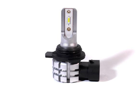 Комплект світлодіодних ламп M5 HIR2 12-24 V 40 W PX22d chip 3570 6500 K | Зображення 1
