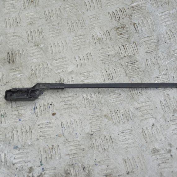 Поводок двірників перед правий Volvo v50 2004-2012 Тримач склоочисника правий Вольво В 50 30699997 | Зображення 1