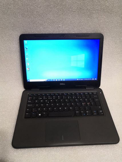 Ультрабук Б-класс Dell latitude 3310 / 13.3" TN / Core i3-8145U (2(4) ядра по 2.1-3.9GHz) / 4GB DDR4 / 128GB SSD M.2 / UHD Graphics 620 / WebCam / HDMI б/у | Зображення 3