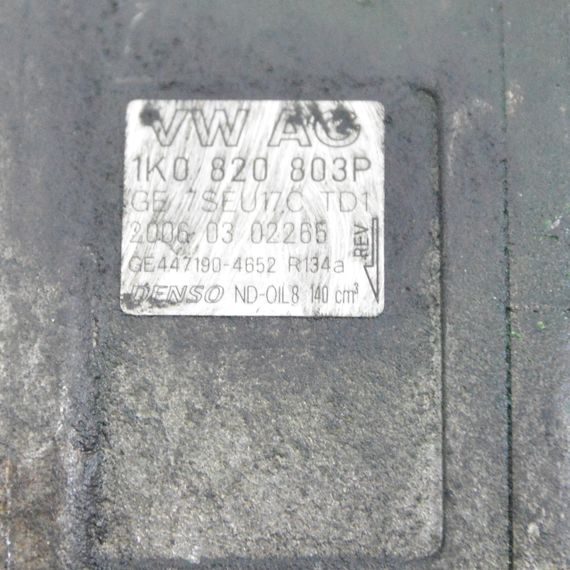 Компресор кондиціонера Volkswagen Golf V Caddy Crafter Компресор Фольксваген Гольф 1K0820803P | Зображення 4