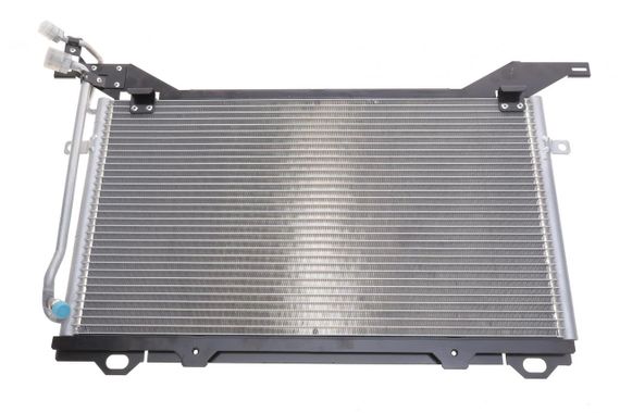 Радіатор кондиціонера Mercedes Benz E-class W210 97-02 OM611 M111 OM602 30005222