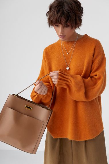 В'язаний вільний джемпер з оригінальними манжетами на рукавах - теракотовий цвет, ONE SIZE (є розміри)