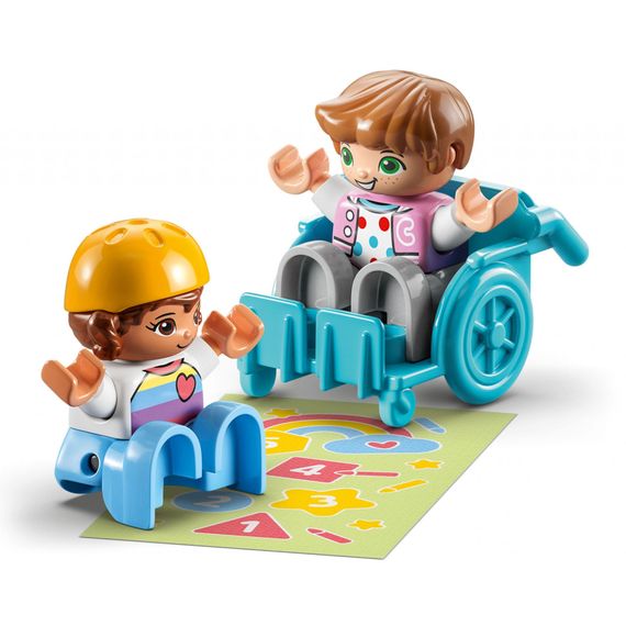 Конструктор LEGO DUPLO Будні в дитячому садку 67 деталей (10992) | Зображення 3