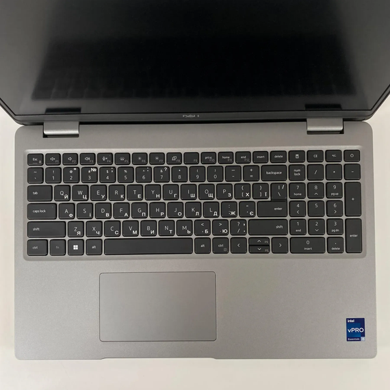 Ультрабук Dell Latitude 5540 / 15.6" (1920x1080) IPS / Intel Core i5-1335U (10 (12) ядер по 3.4 - 4.6 GHz) / 16 GB DDR4 / 256 GB SSD / Intel Iris Xe Graphics / WebCam / HDMI б/у + Подарок Беспроводная мышь / USB | Зображення 2